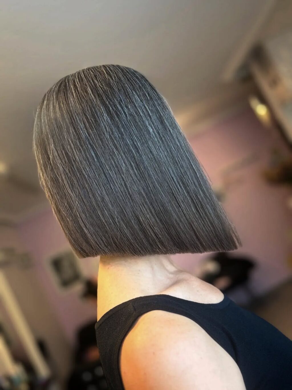 Instagram post from apartament_192. This post is in position 2.